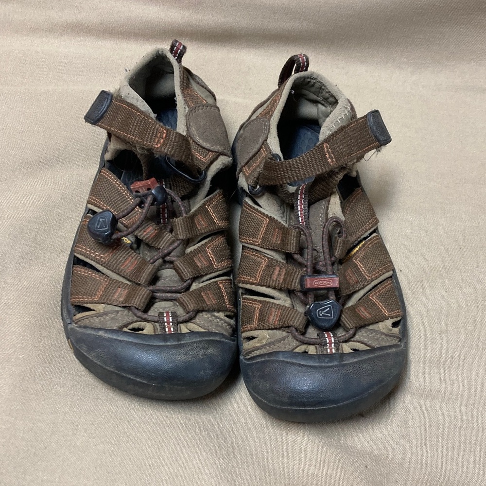 Keen size 13